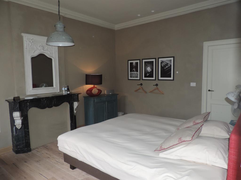 B&B Saint-Sauveur Bruges Quarto foto